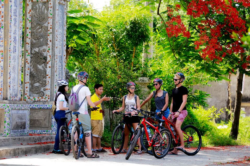 Cycle Vietnam’s Heritage 10 Days